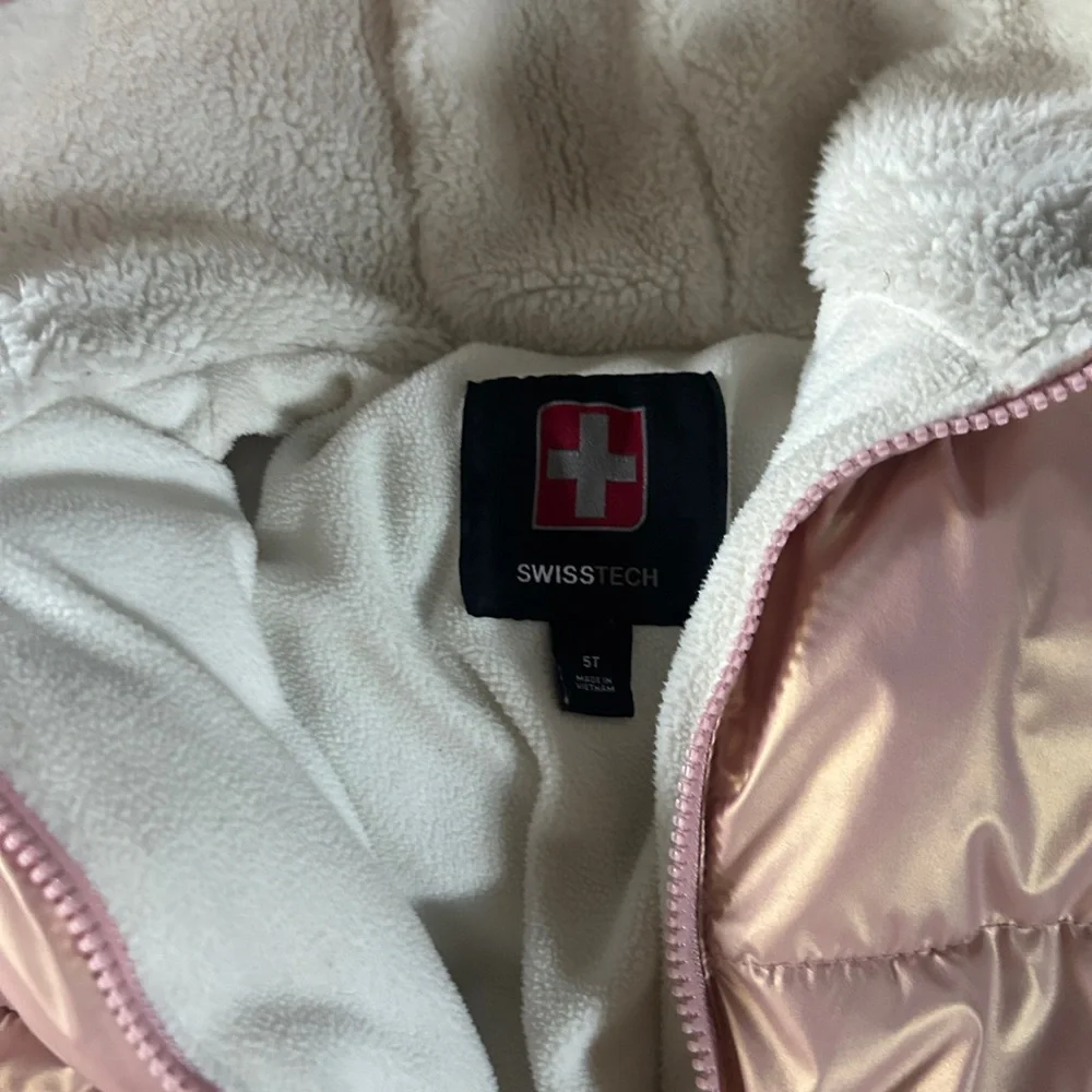 Swiss Tech Pink and White Puffer Jacket - Picture 3 of 3